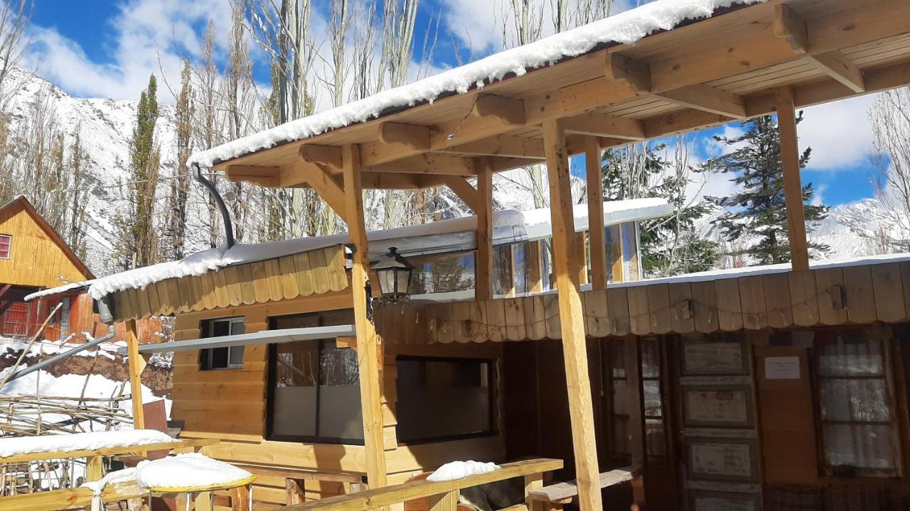 Hostal Crisol Refugio Lo Valdes Exterior foto