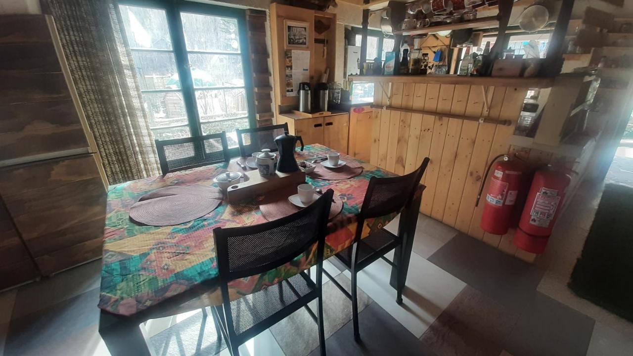 Hostal Crisol Refugio Lo Valdes Exterior foto